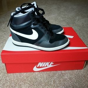 Nike Force Sky High Wedges